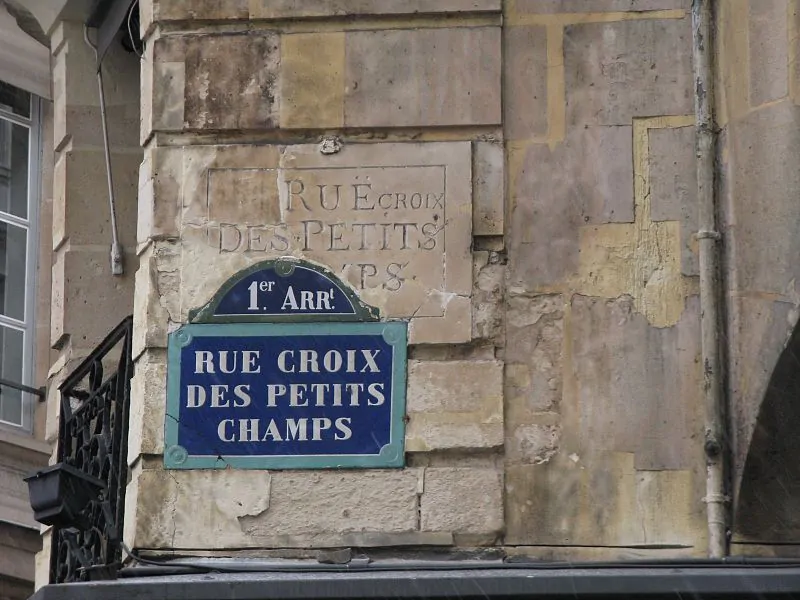 Plaque de la rue Croix-des-Petits-Champs, Paris 1er. 