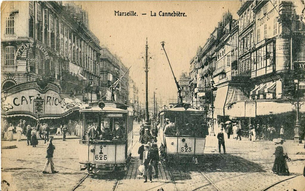 La Cannebière, Marseille. Carte postale sans mention d'éditeur, avant 1914.